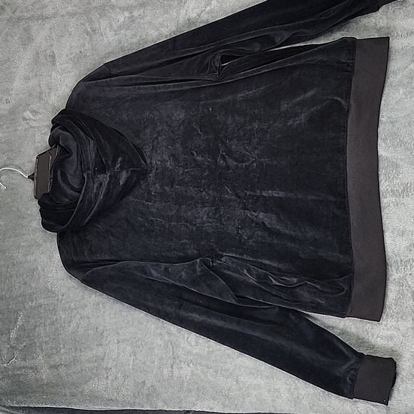 Black Velvet zip-up hoodie with Rhinestones. Size 2X Women's - Picture 7 of 9